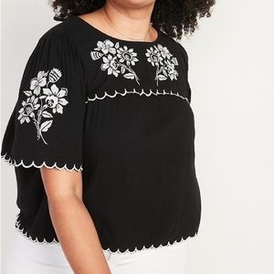 Old Navy Boho Embroidered Floral Black Blouse